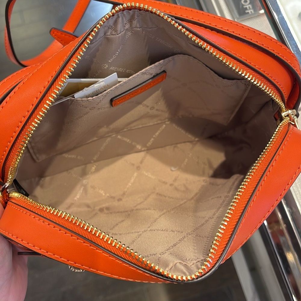 Michael Kors Jet Set Large East West Ombré Signature Logo Crossbody Bag
Red Clay - Picture 9 of 16
